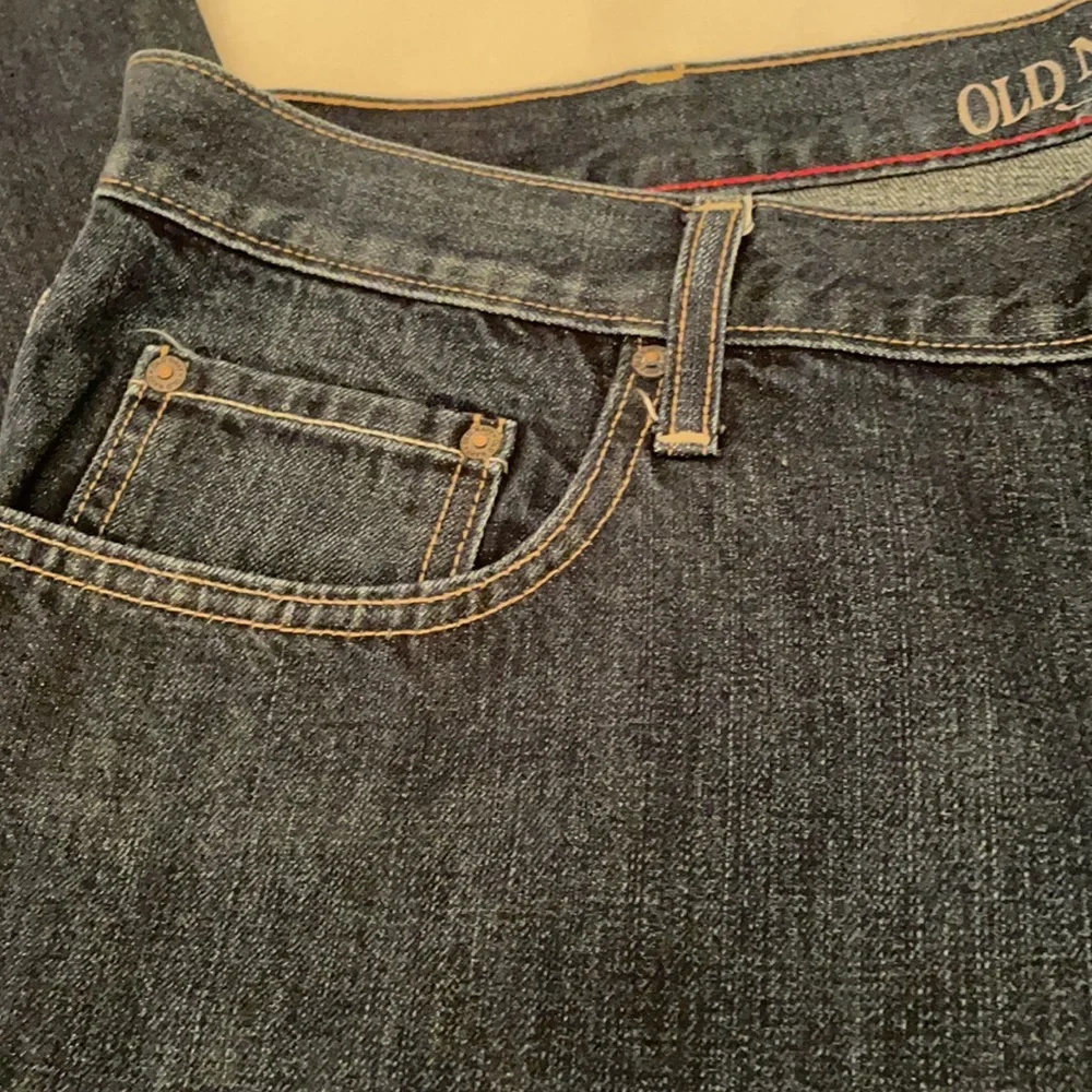 Great Old Navy Boot Cut Blue Jeans (OLCC)